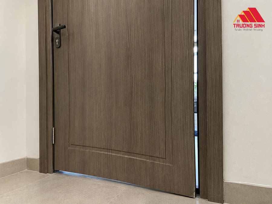 Cửa Composite bị cong vênh